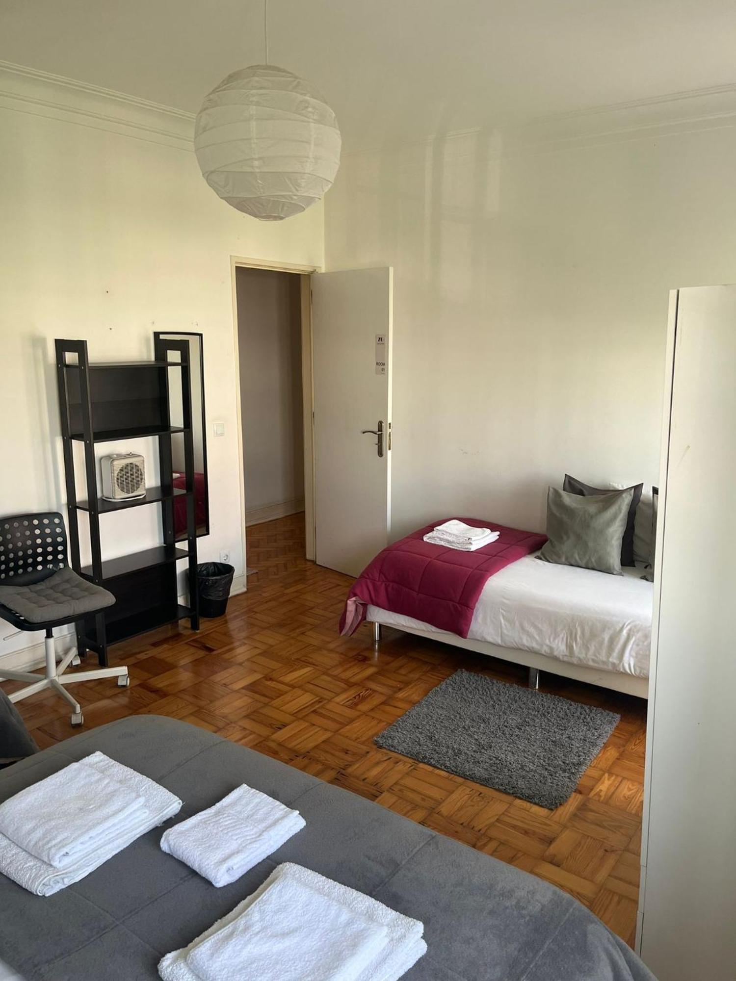 Alvalade II Airport Guest House Lisboa Eksteriør billede