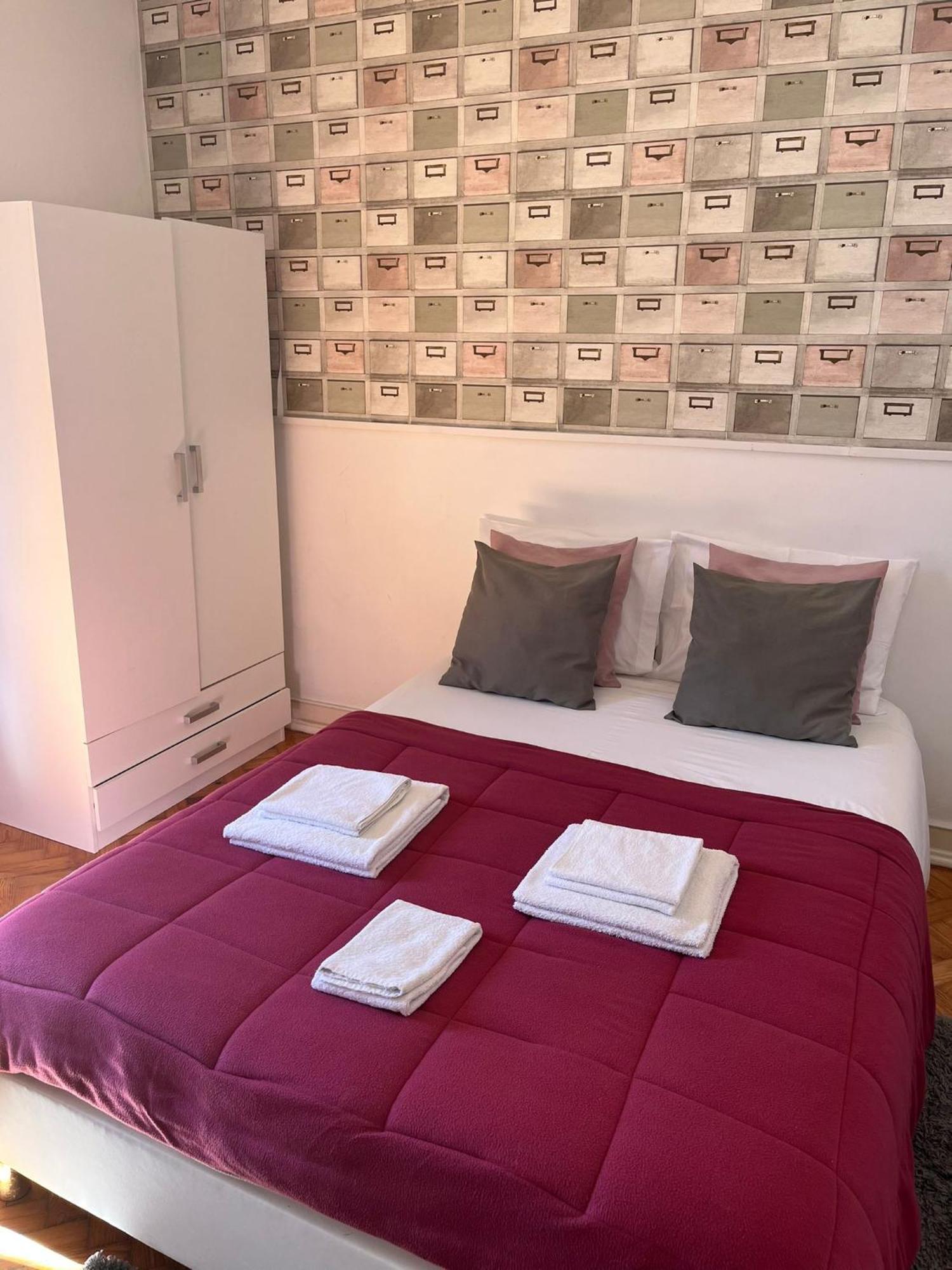 Alvalade II Airport Guest House Lisboa Eksteriør billede