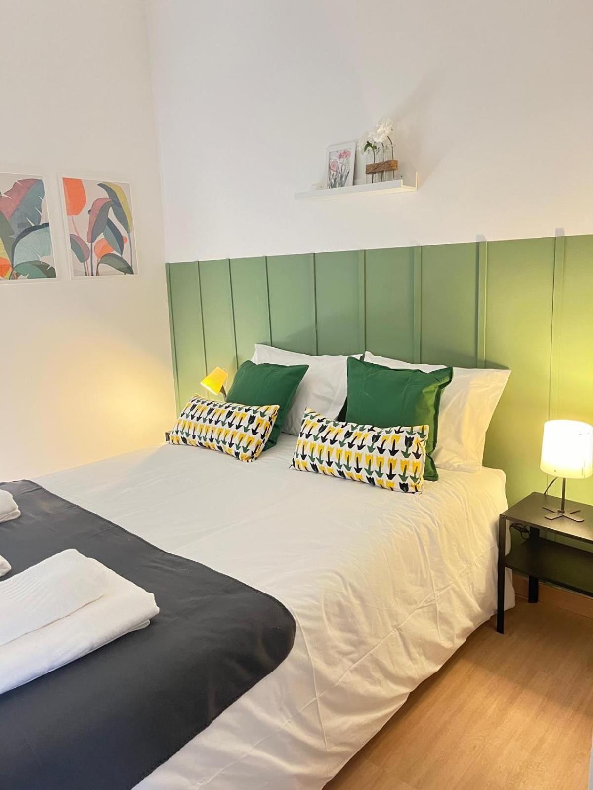 Alvalade II Airport Guest House Lisboa Eksteriør billede